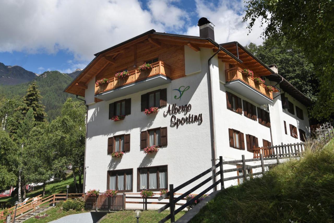 פיו פונטי Albergo Sporting מראה חיצוני תמונה